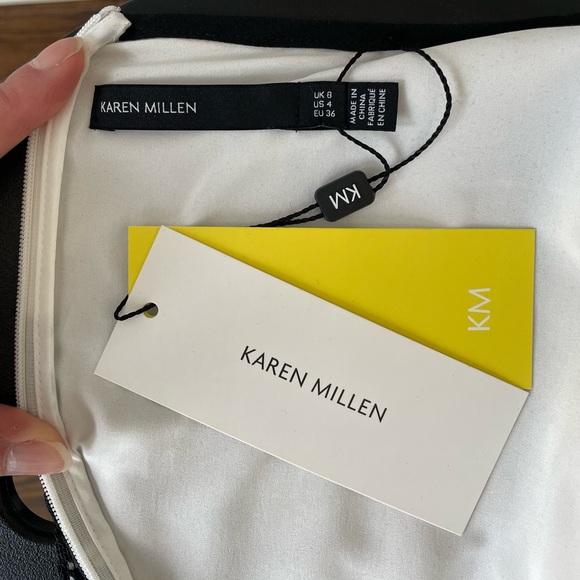 Karen Millen Short Sleeve Dress with Lace Appliqué and Pleated Skirt Size 4 - Picture 8 of 9